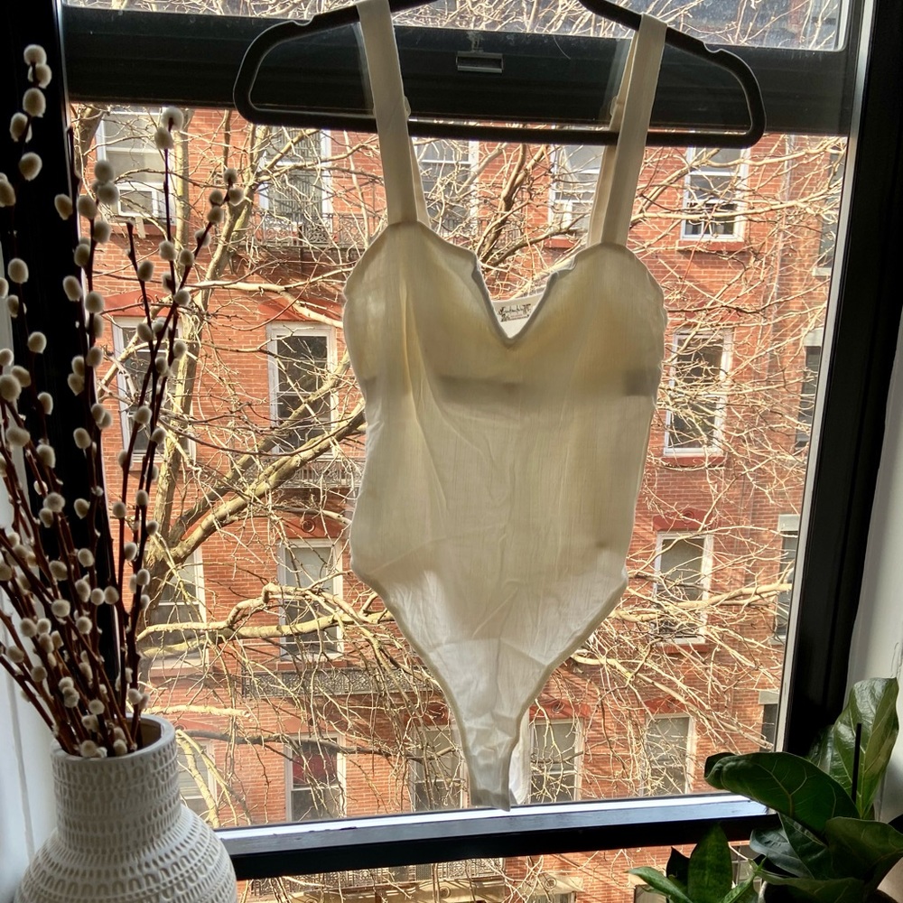 NWOT Free People Pippa V-wire Bodysuit - Picture 3 of 9